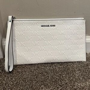 Michael Kors White Wristlet🤍